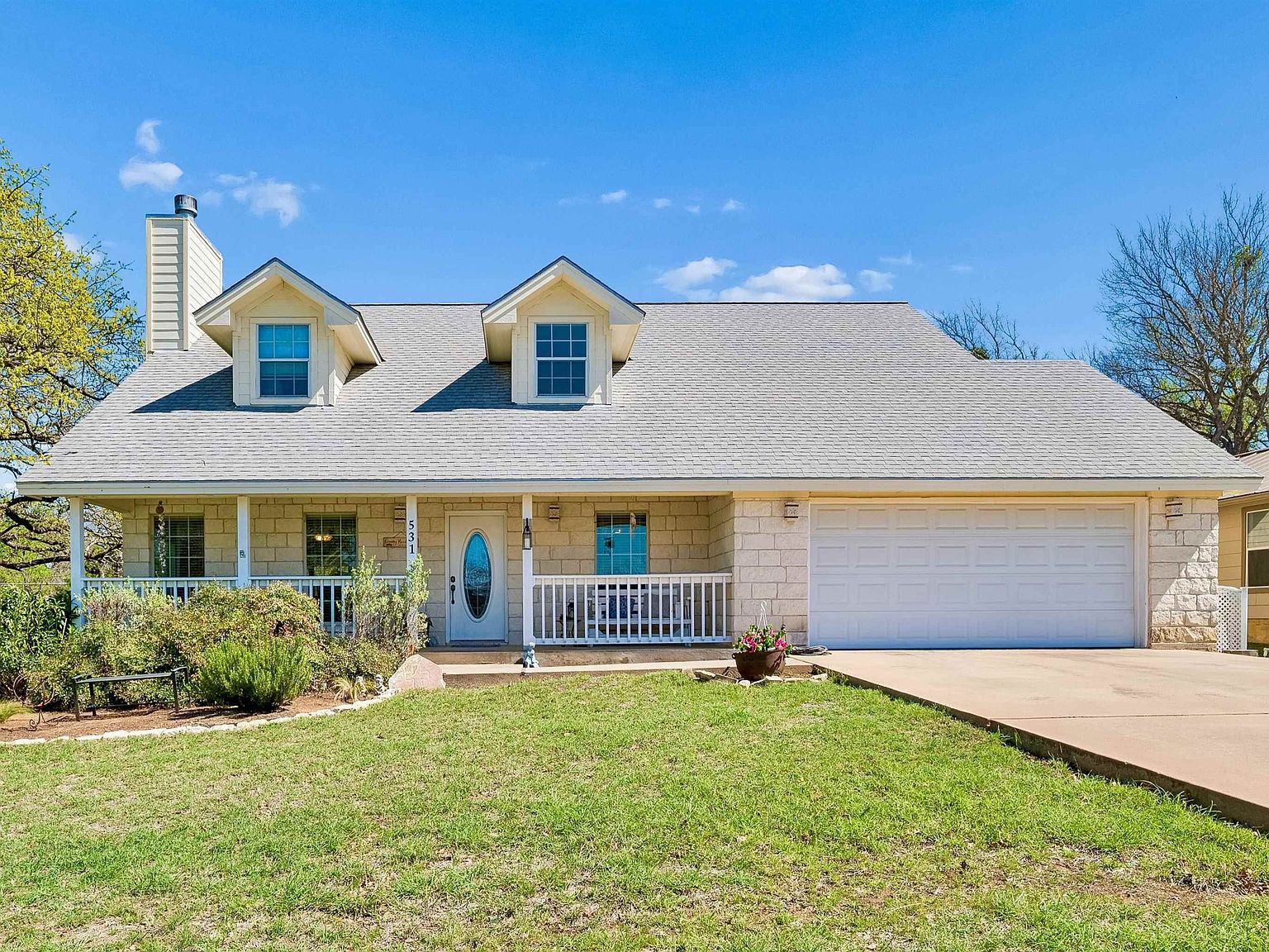 531 Pecan Creek Dr Horseshoe Bay, TX 78657 - Thumbnail 2