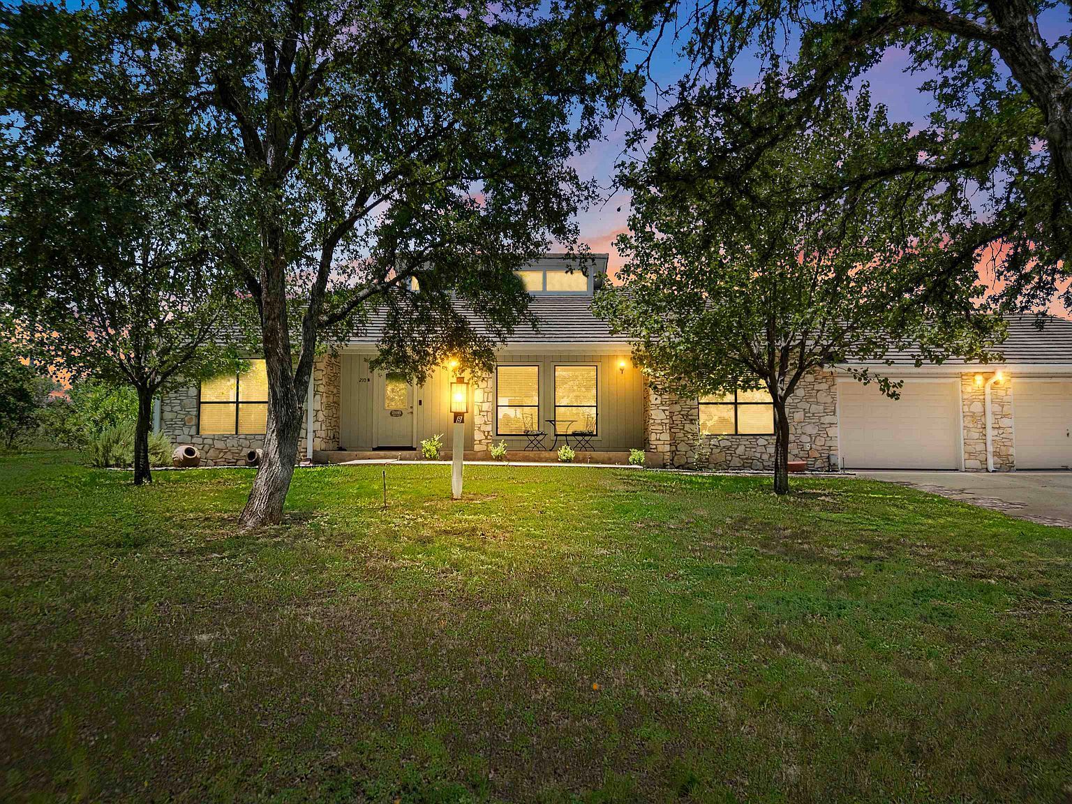 210 Tee Off Horseshoe Bay, TX 78657 | New build