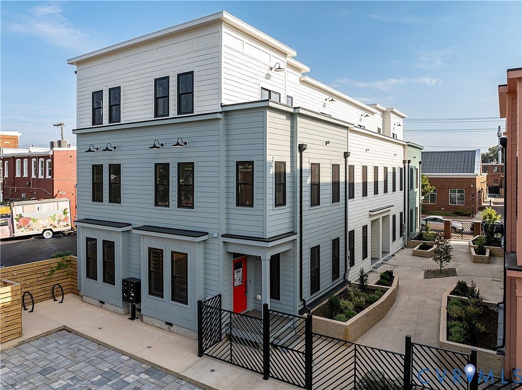 1827 Cary St #D Richmond, VA 23220 - Thumbnail 2