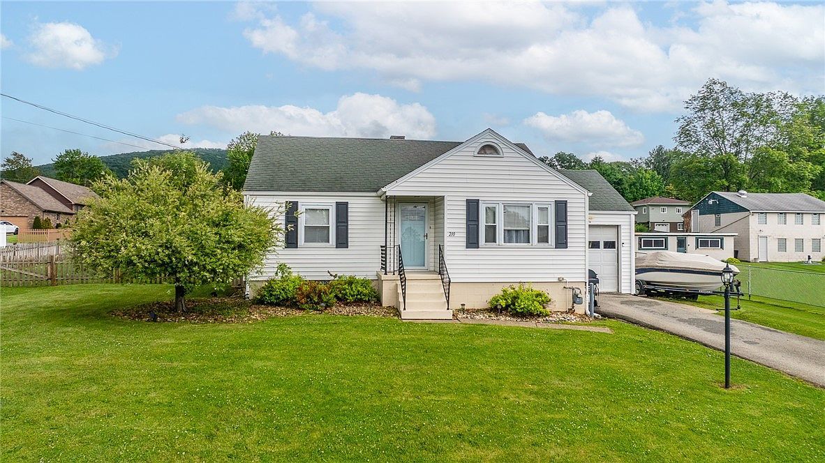 210 Hopwood Fairchance Rd Uniontown, PA 15401, 15401