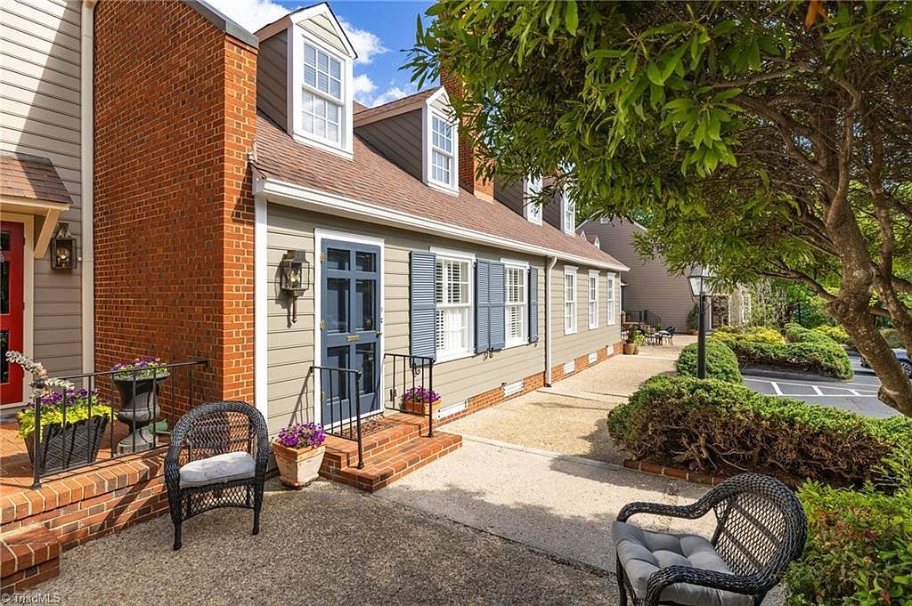 101 N Park Dr APT E Greensboro, NC 27401  | New build