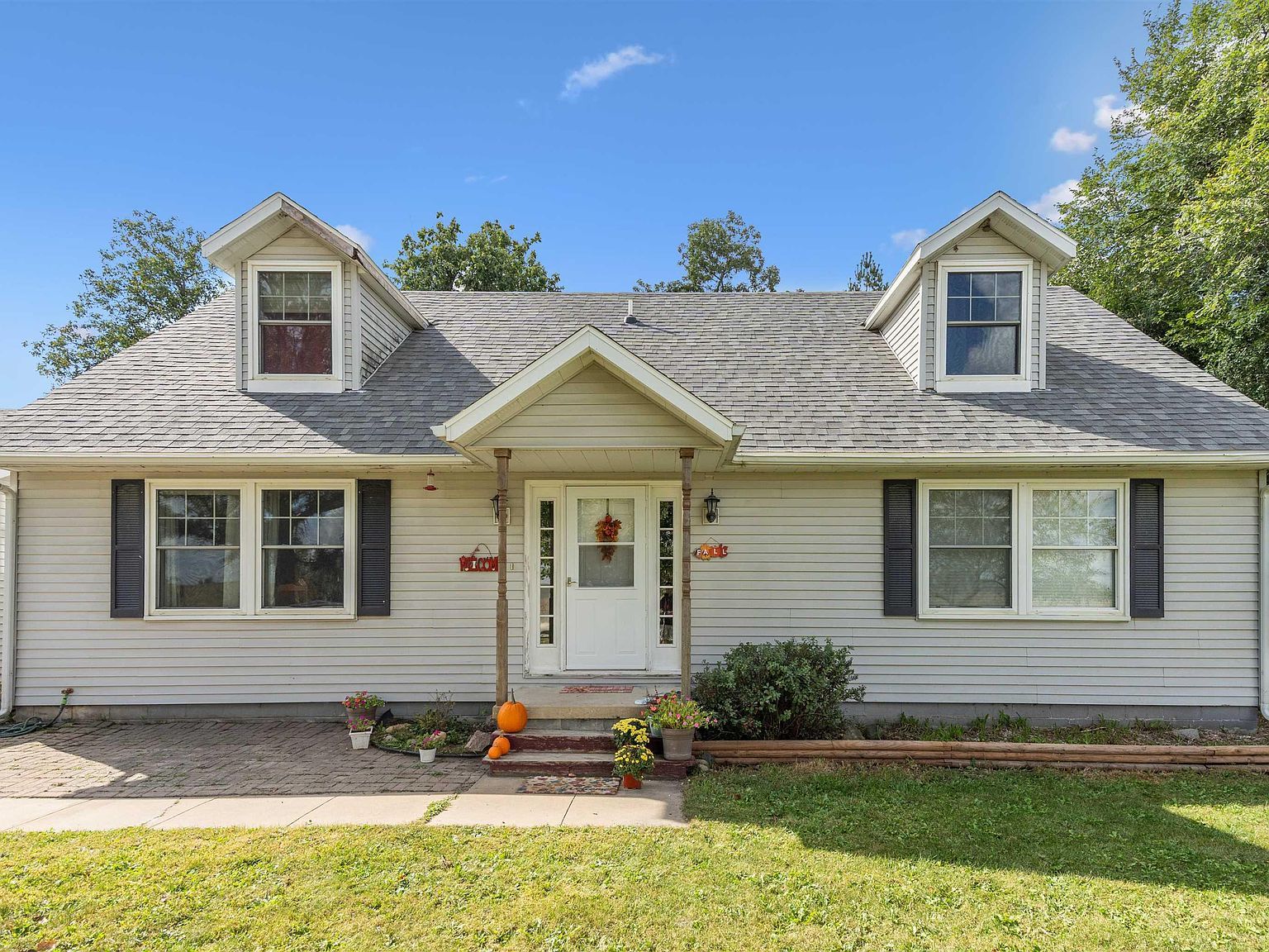 2113 Pine Creek Ave Independence, IA 50644 - Thumbnail 2