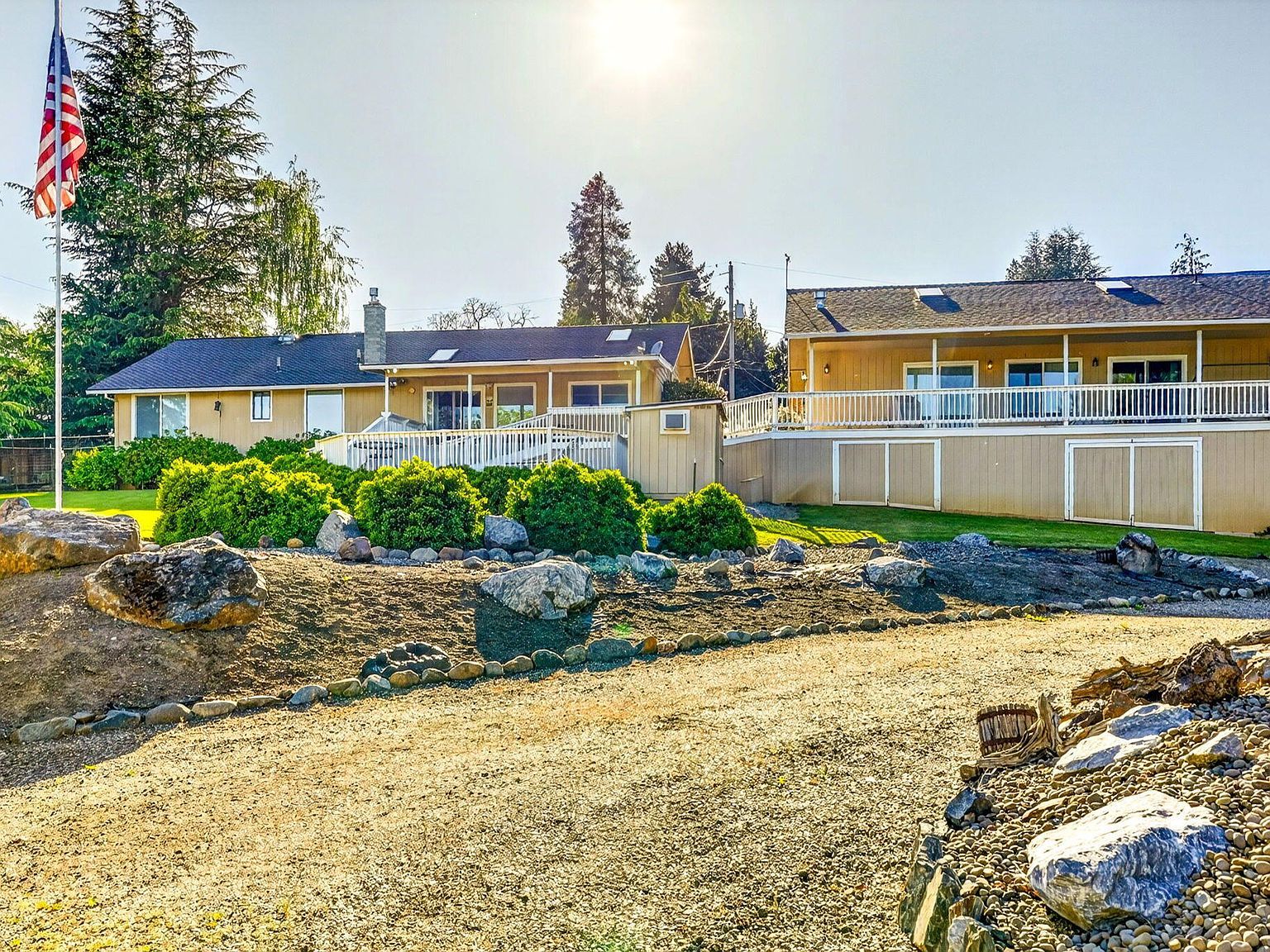 2244 Hillside Dr Central Point, OR 97502, 97502