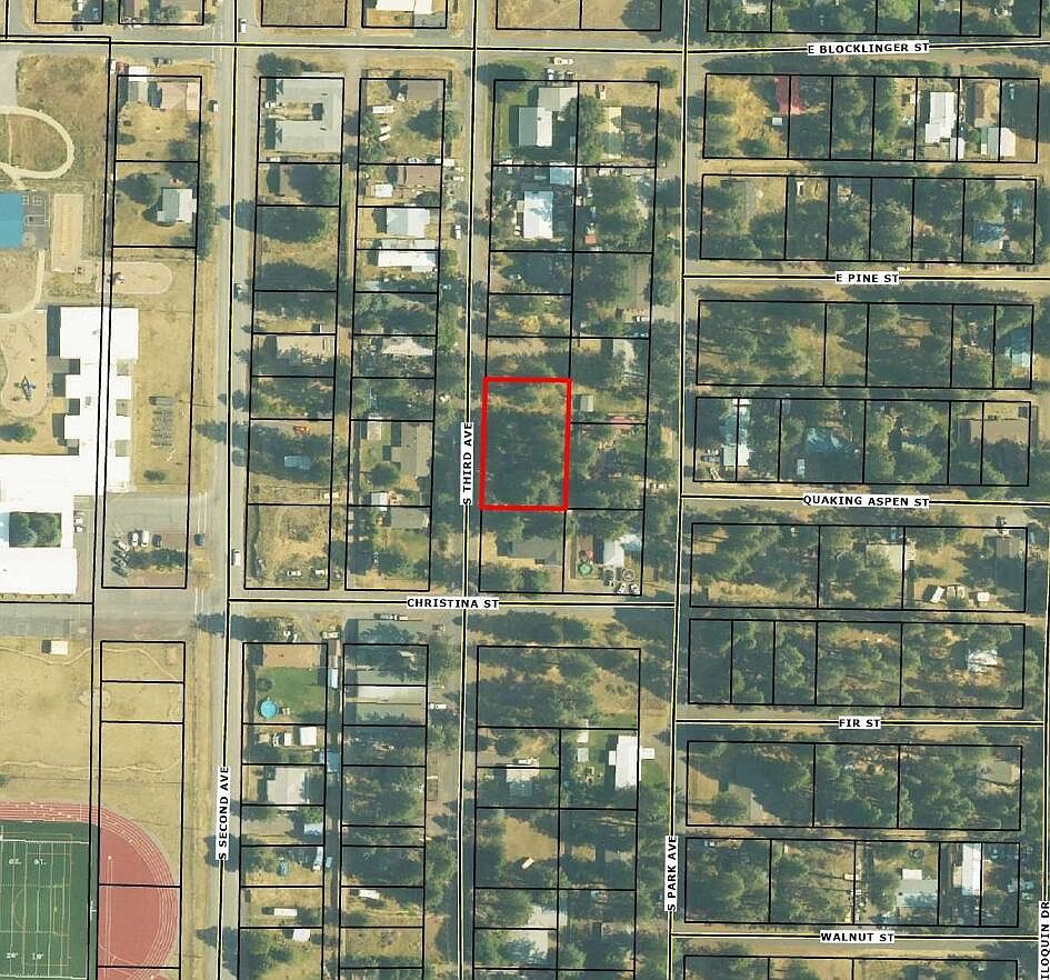 0 S 3rd Ave #14-16 Chiloquin, OR 97624, 97624