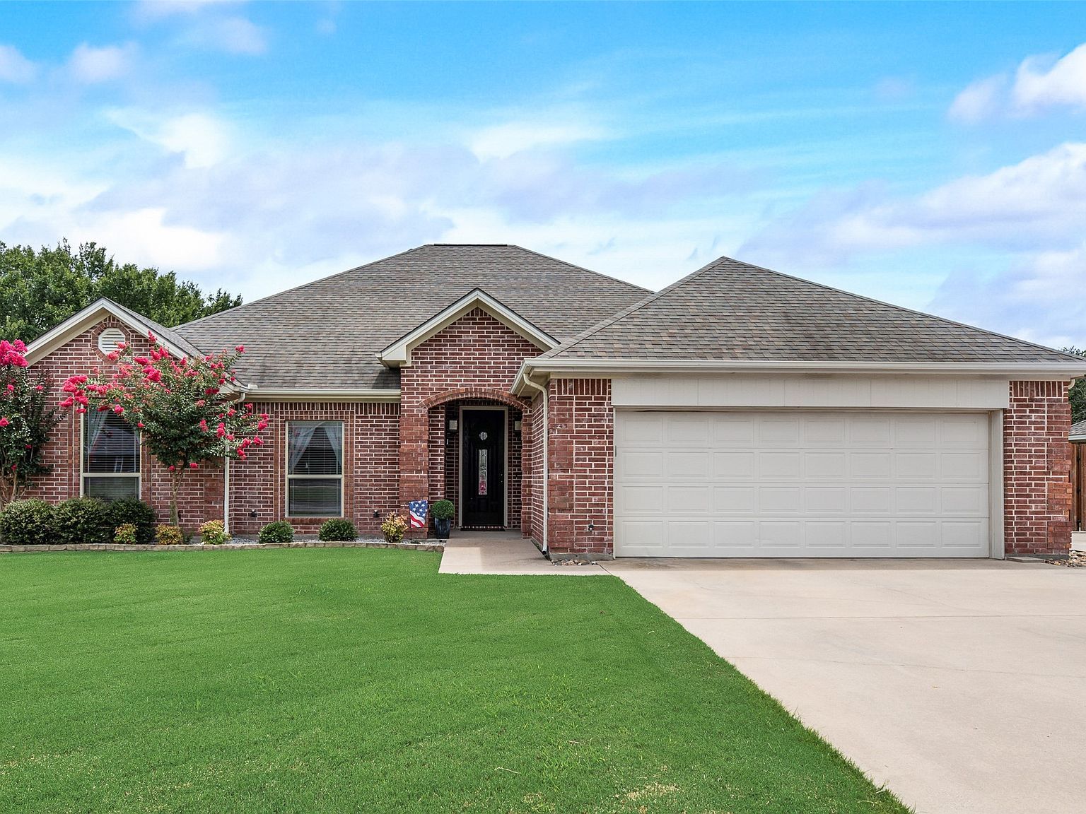 122 2nd St Lindsay, TX 76250 - Thumbnail 2