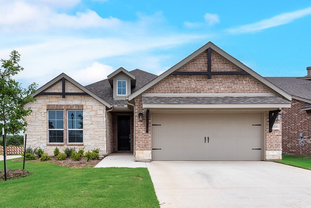 616 Juneau St Gainesville, TX 76240 - Thumbnail 2