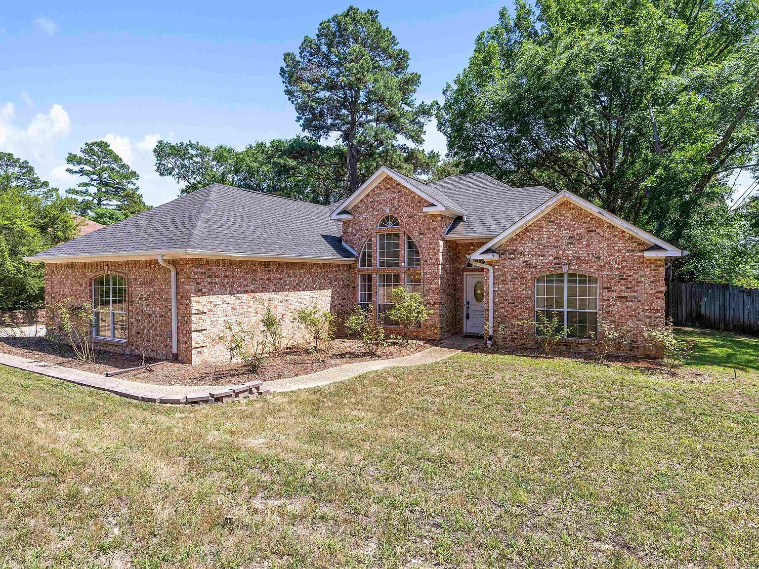 1737 Bearwood Ln Tyler, TX 75703  | Single Family