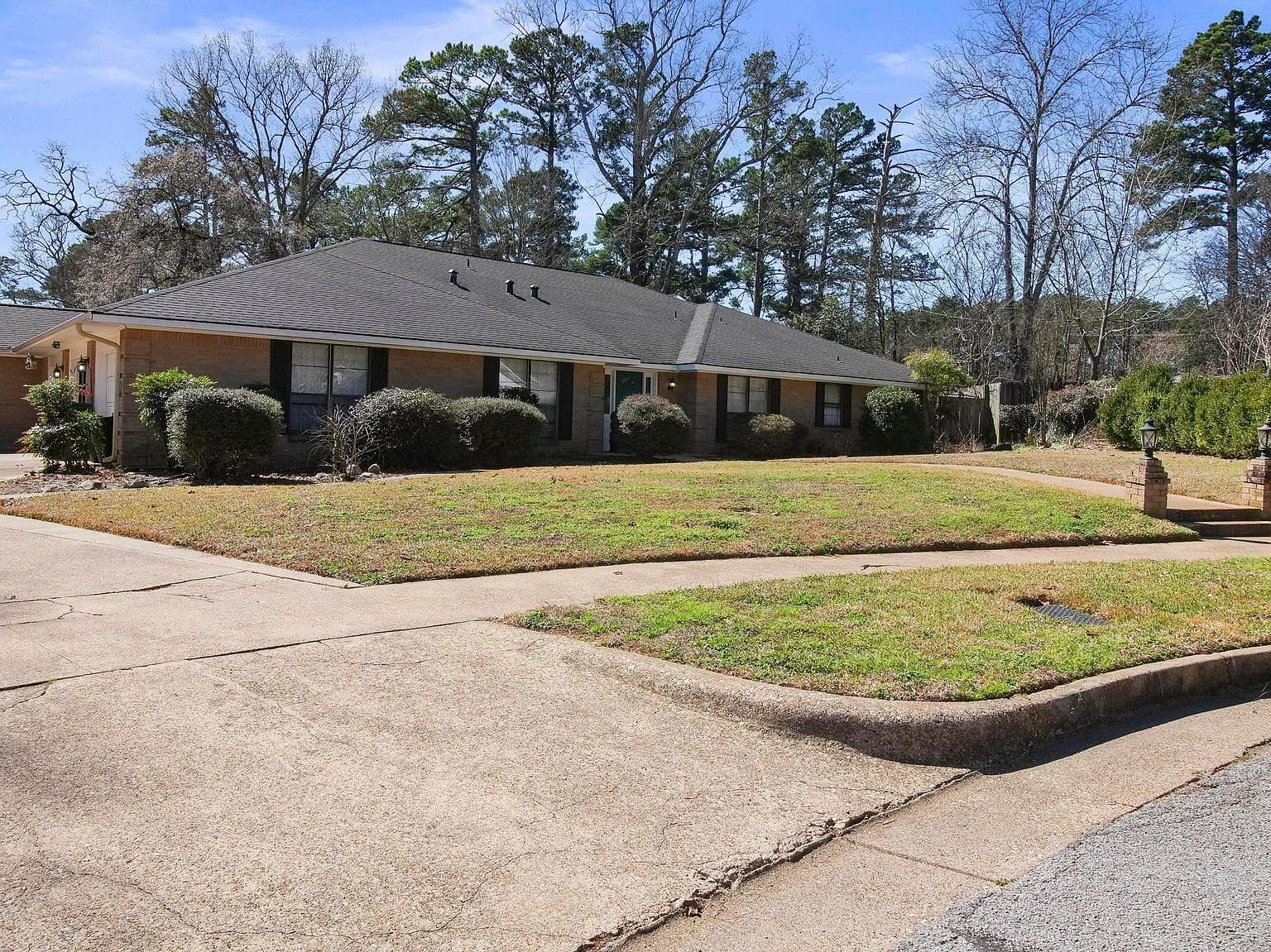 2829 Yorktown Dr Tyler, TX 75701  | Single Family