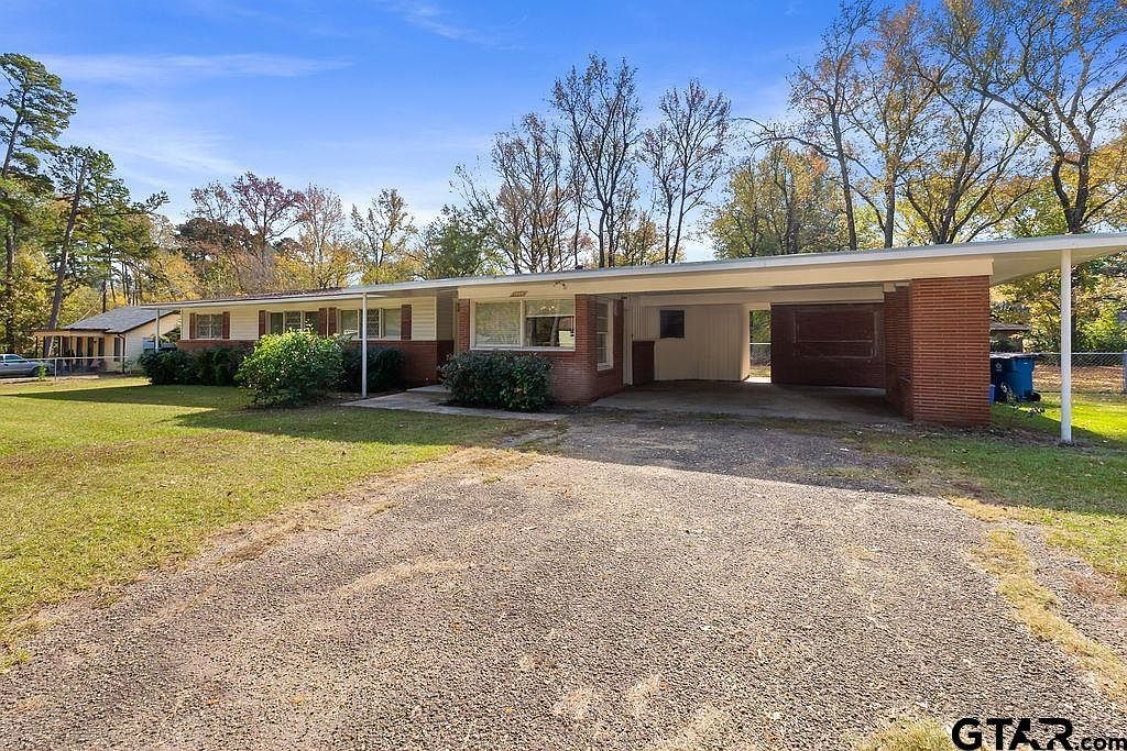 1904 W Pinecrest Dr Marshall, TX 75670 - Thumbnail 2