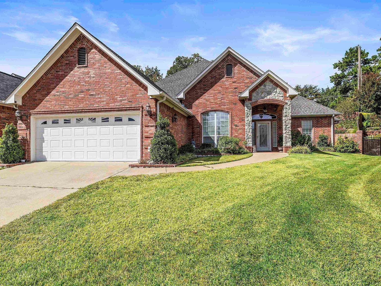 3139 Granbury Ct Tyler, TX 75707 - Thumbnail 2