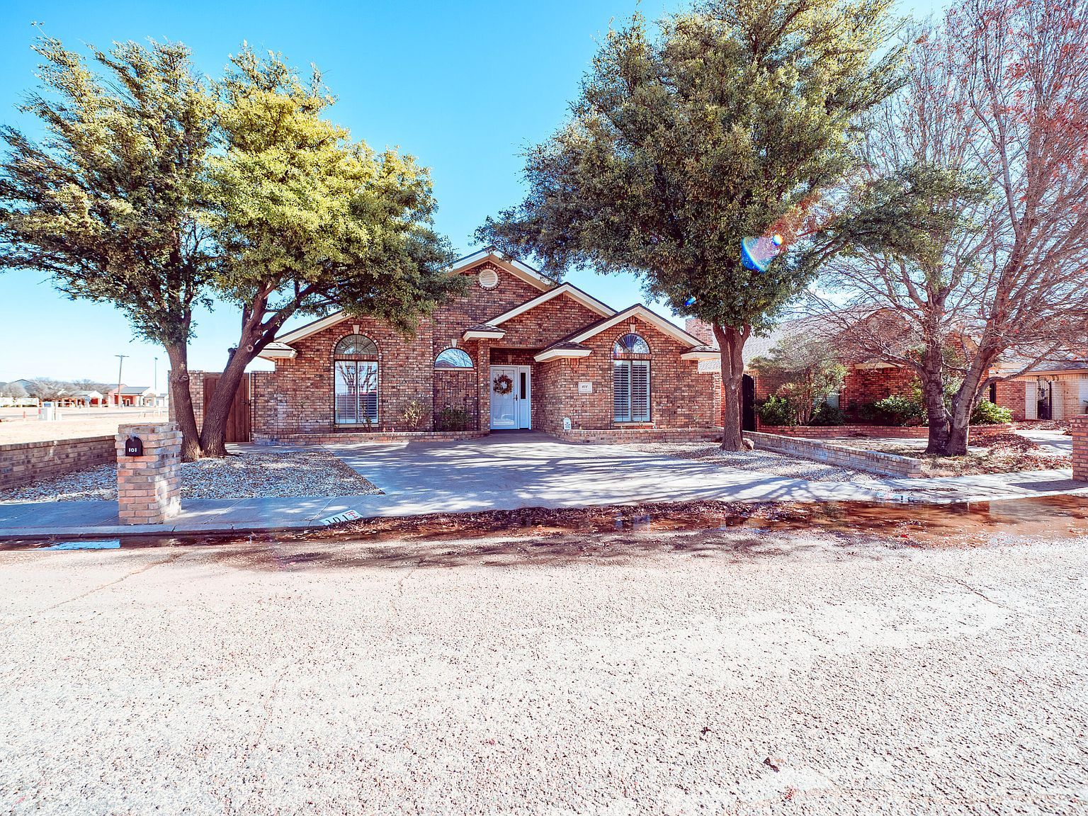 101 Fannin Ave Levelland, TX 79336 - Thumbnail 2