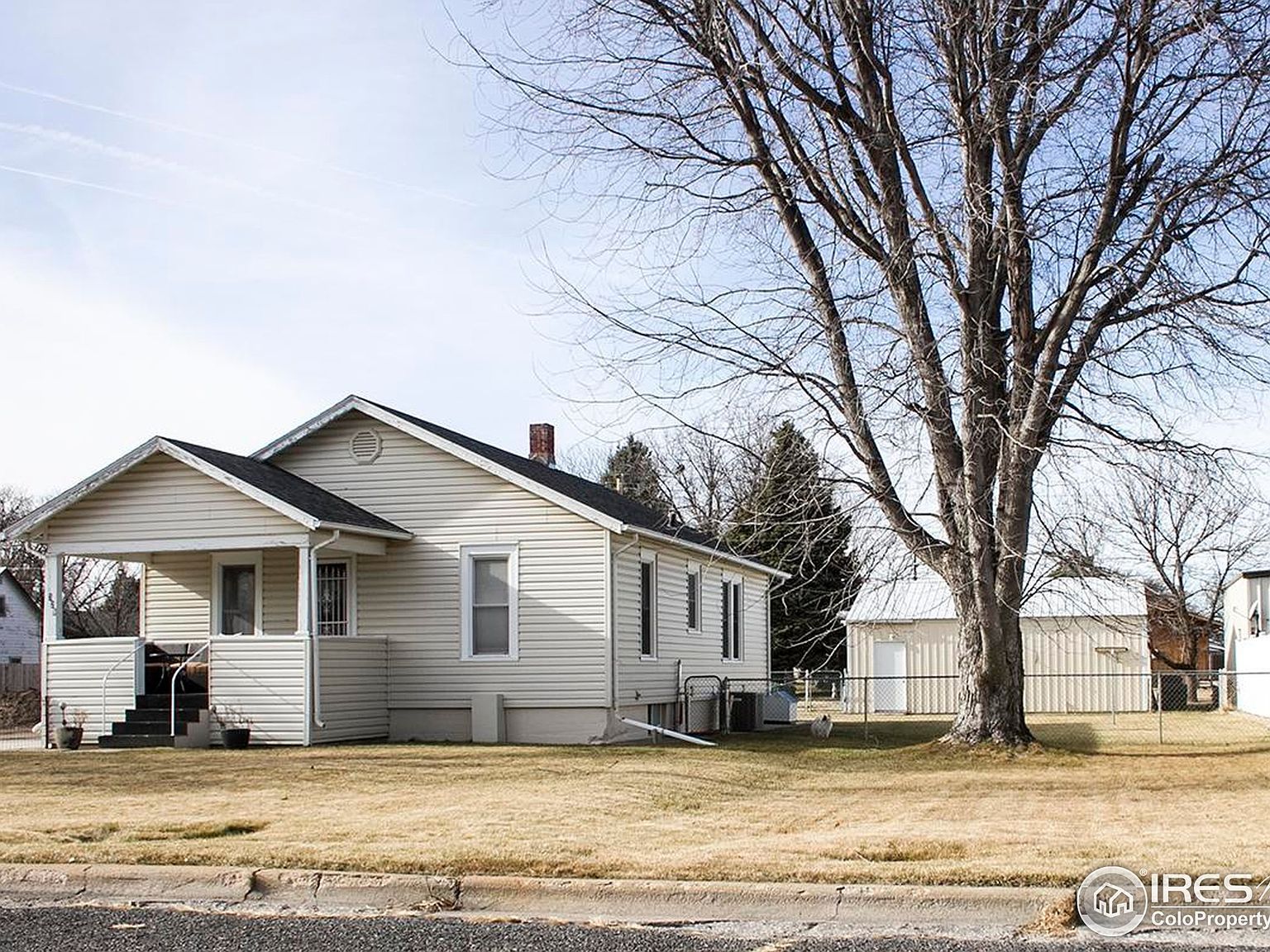 329 N Wallace Ave Haxtun, CO 80731 - Thumbnail 2