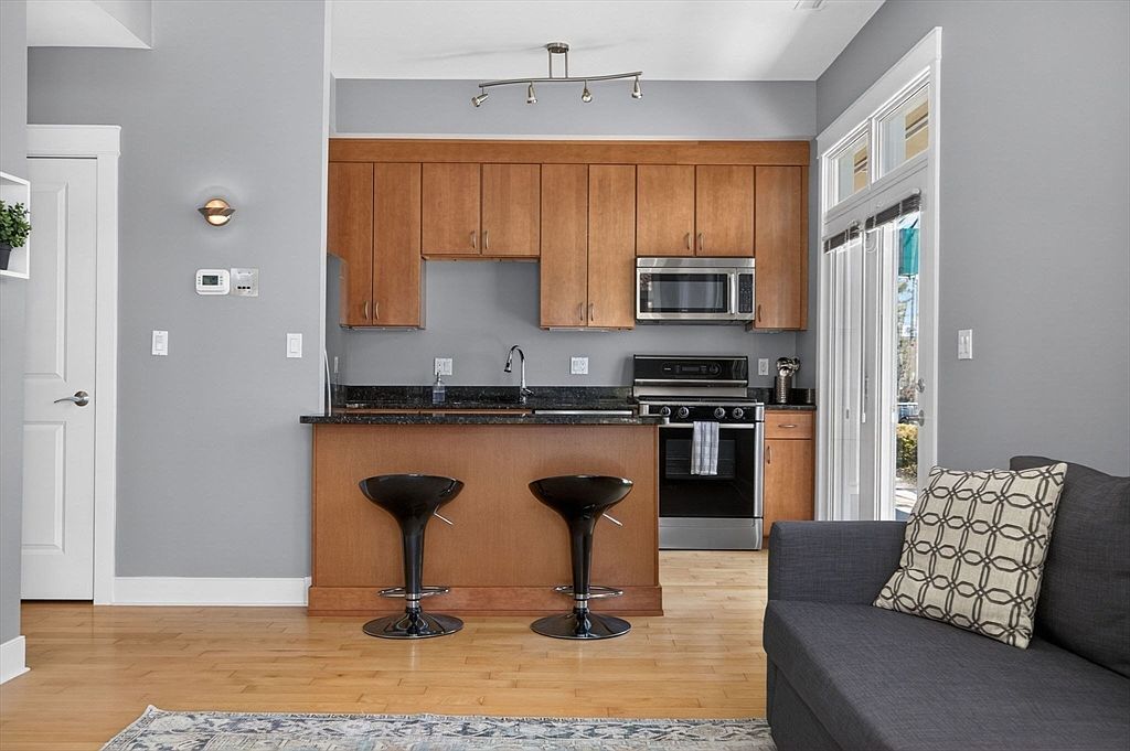 25 Wheeler St Unit 114 Cambridge, MA 02138  | Condominium