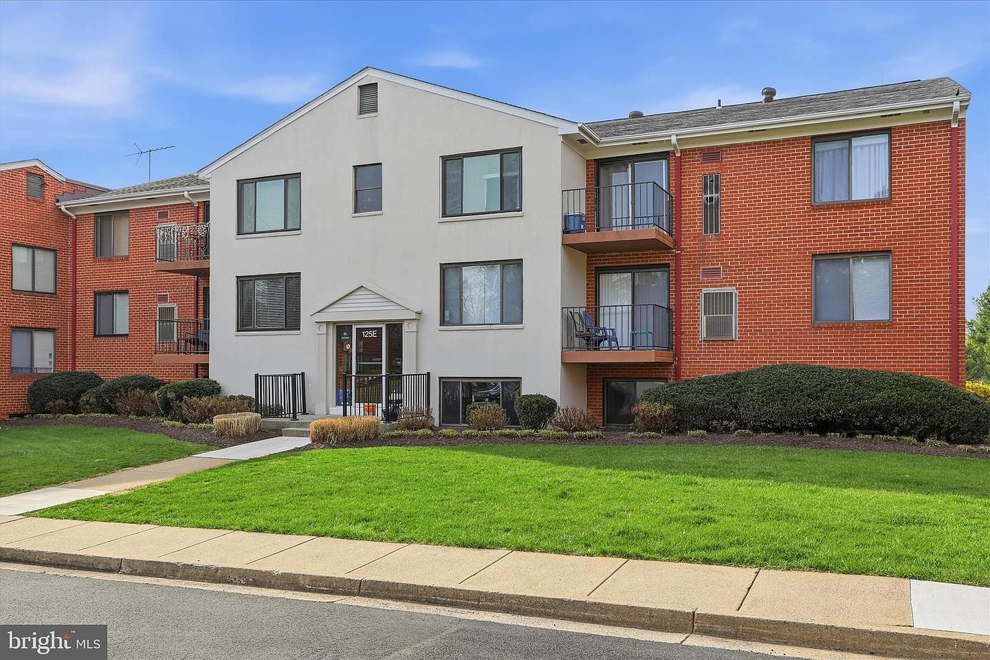 125 Clubhouse Dr SW Unit 3 Leesburg, VA 20175  | Condominium