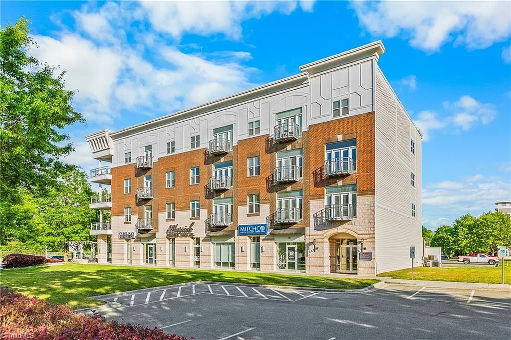 1111 Marshall St #364 Winston Salem, NC 27101  | Condominium
