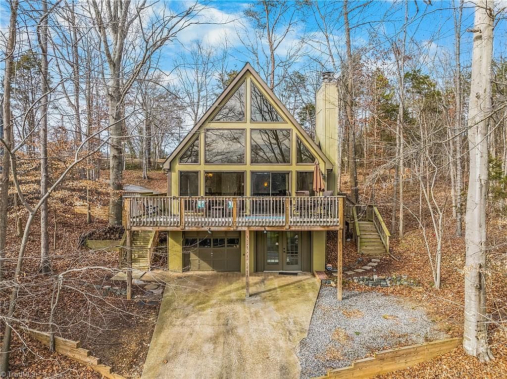 1916 Chateau Rdg Winston Salem, NC 27103 - Thumbnail 2