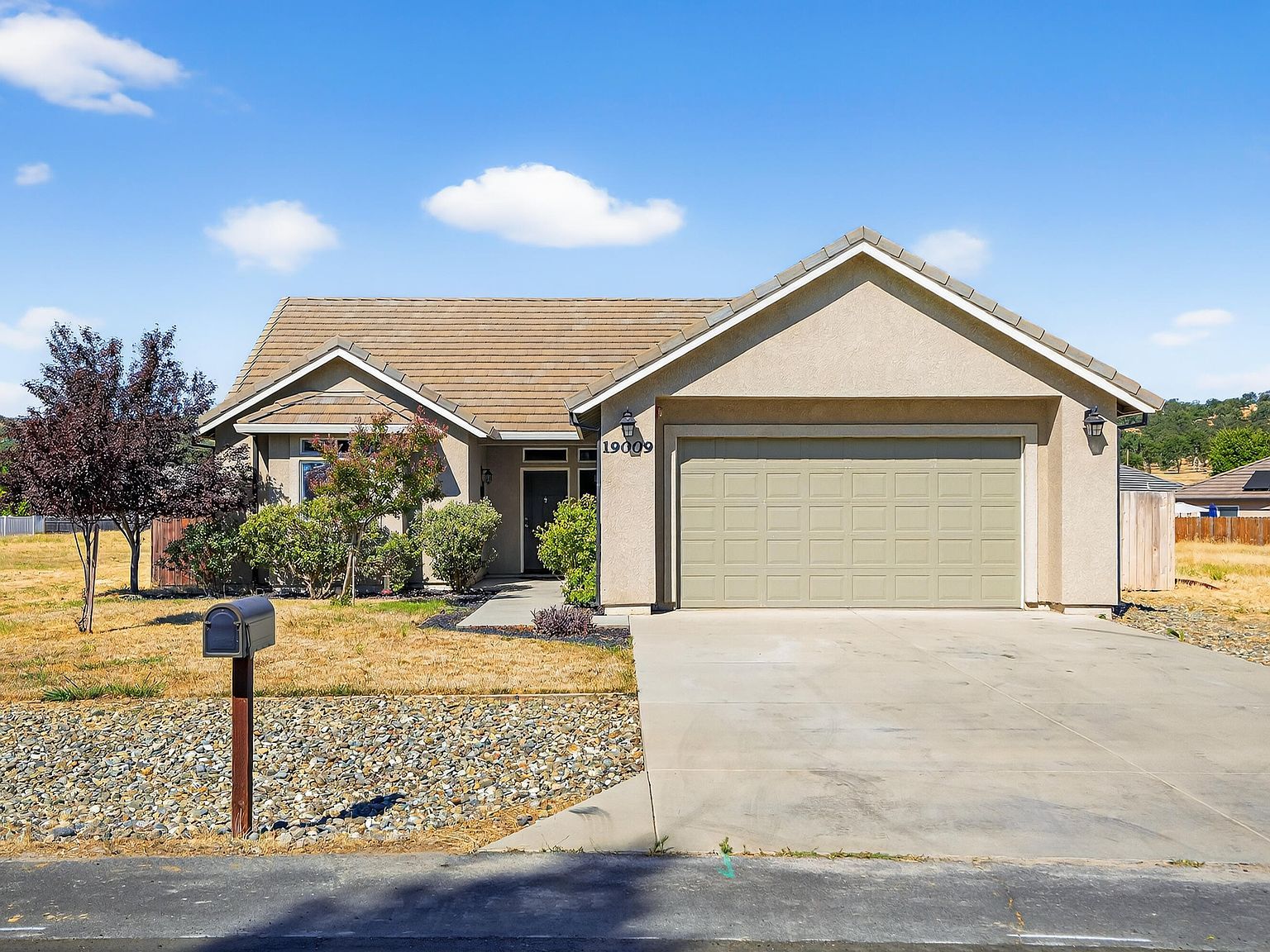 19009 Compass Dr Cottonwood, CA 96022 - Thumbnail 2