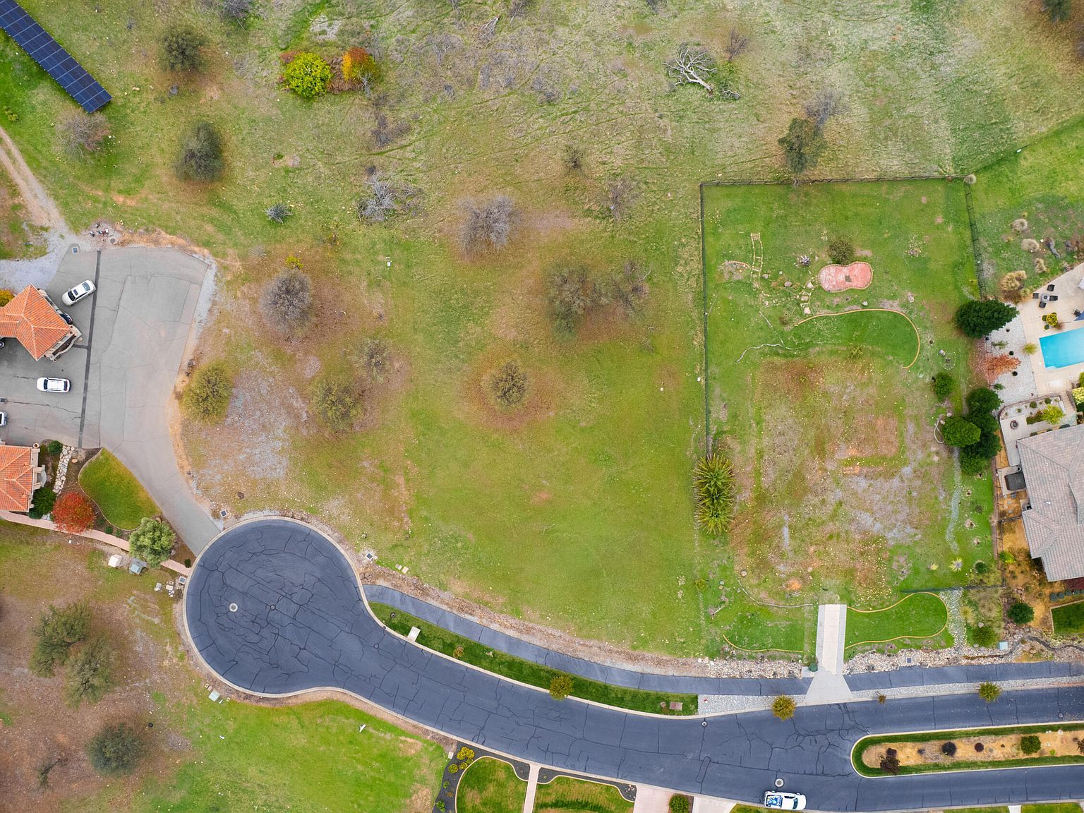 820 Santa Cruz Dr Redding, CA 96003 - Thumbnail 2