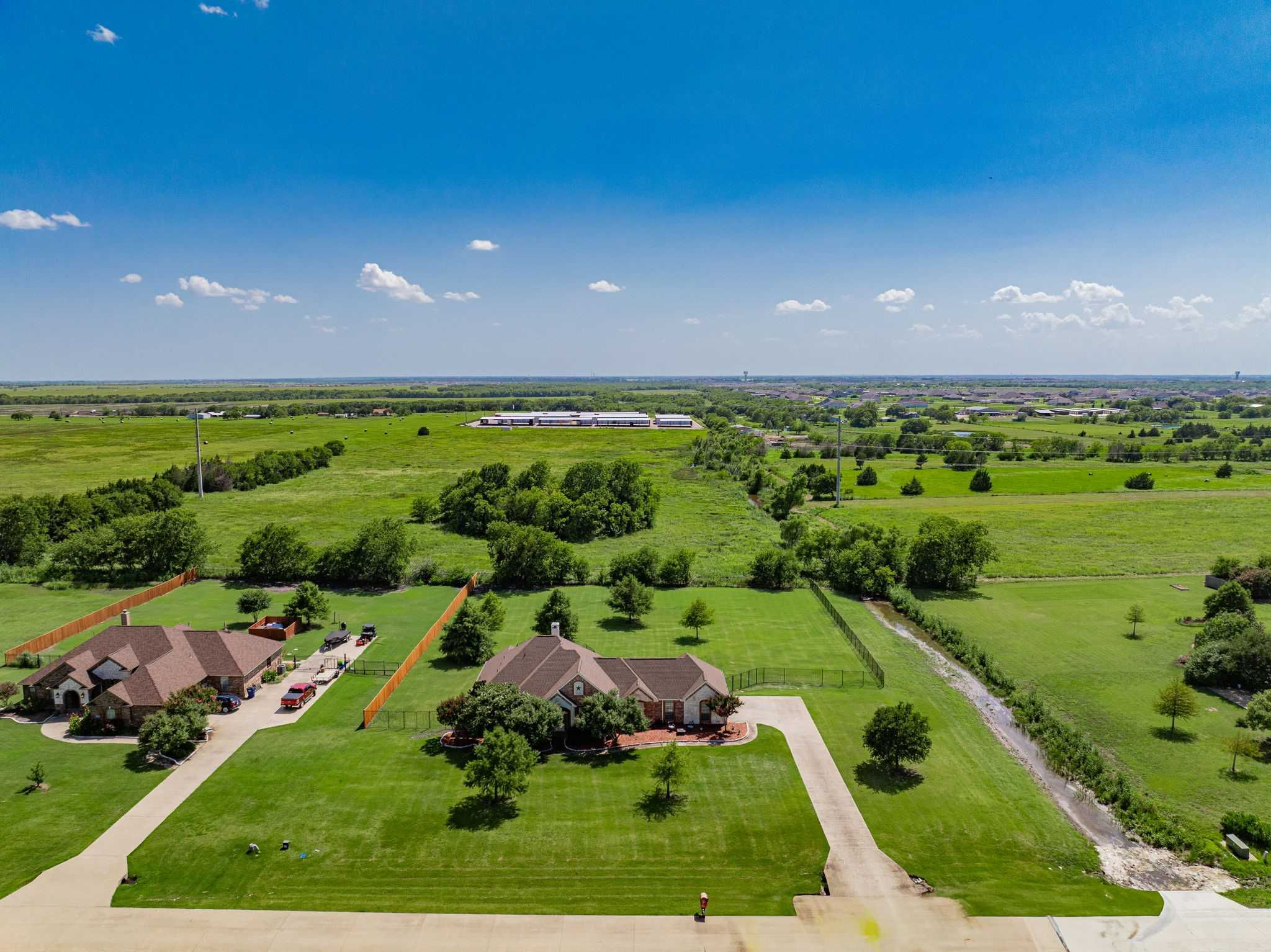2577 West Alamosa Drive, Terrell, TX 75160, USA  | Single Family