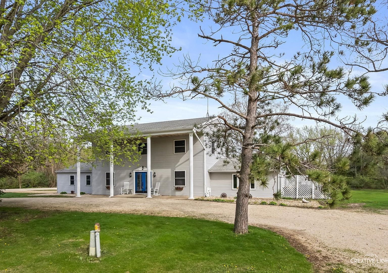 101 Lakeside Dr Dixon, IL 61021  | Single Family