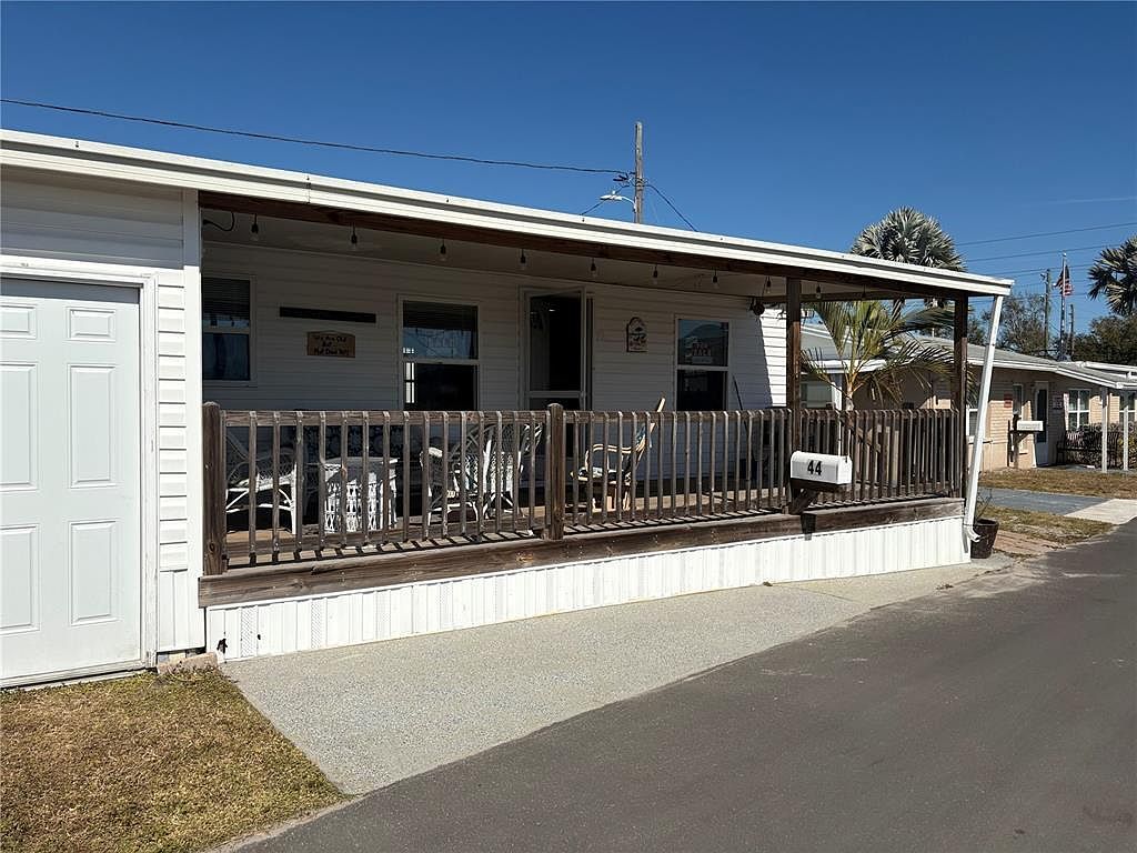 12766 Seminole Blvd Lot 44 Largo, FL 33778 - Thumbnail 2