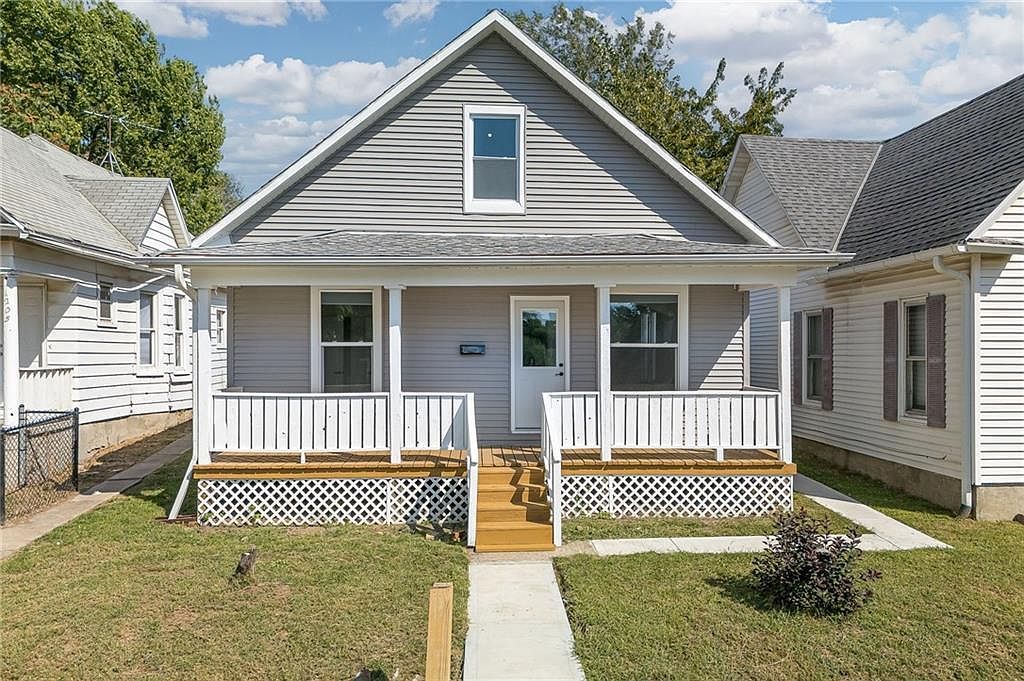 1207 S 23rd St Saint Joseph, MO 64507 - Thumbnail 2