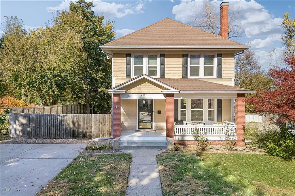 2111 Lovers Ln Saint Joseph, MO 64505 - Thumbnail 2