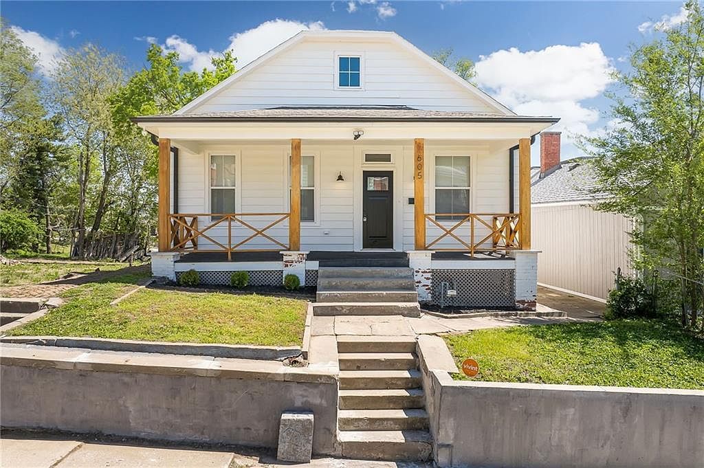 605 N 12th St Saint Joseph, MO 64501  | Single Family