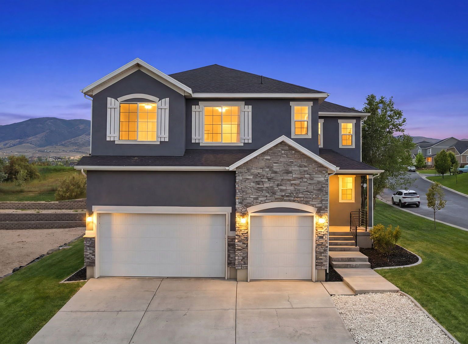 1907 S Centennial Blvd Saratoga Springs, UT 84045, 84045