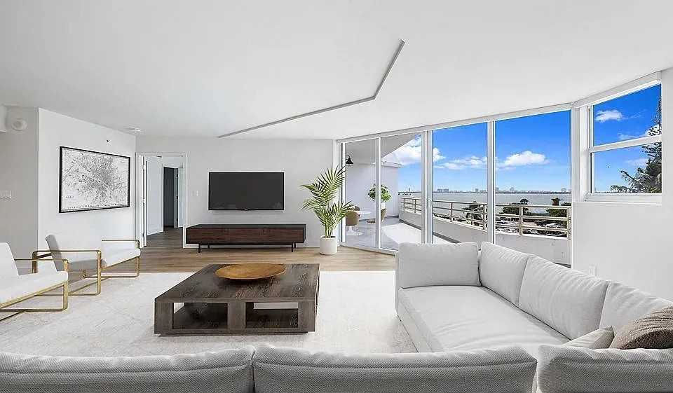 555 NE 34th Street, Miami, FL, 33137 - Thumbnail 3