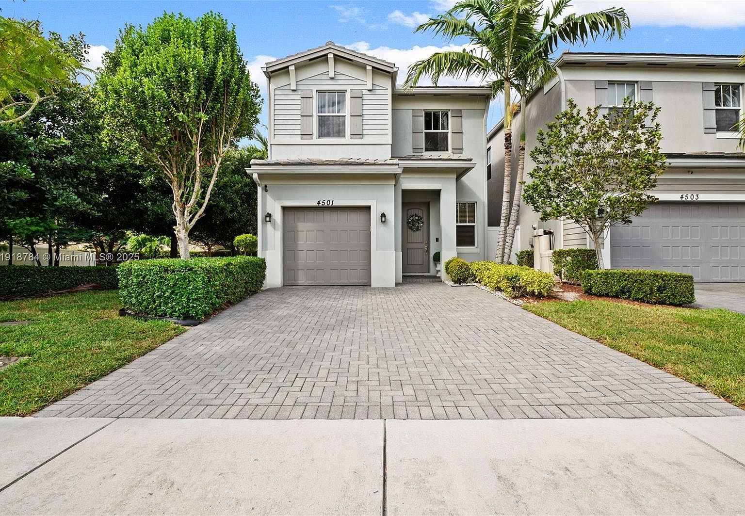 4501 NW 48th Ter Tamarac, FL 33319 - Thumbnail 2