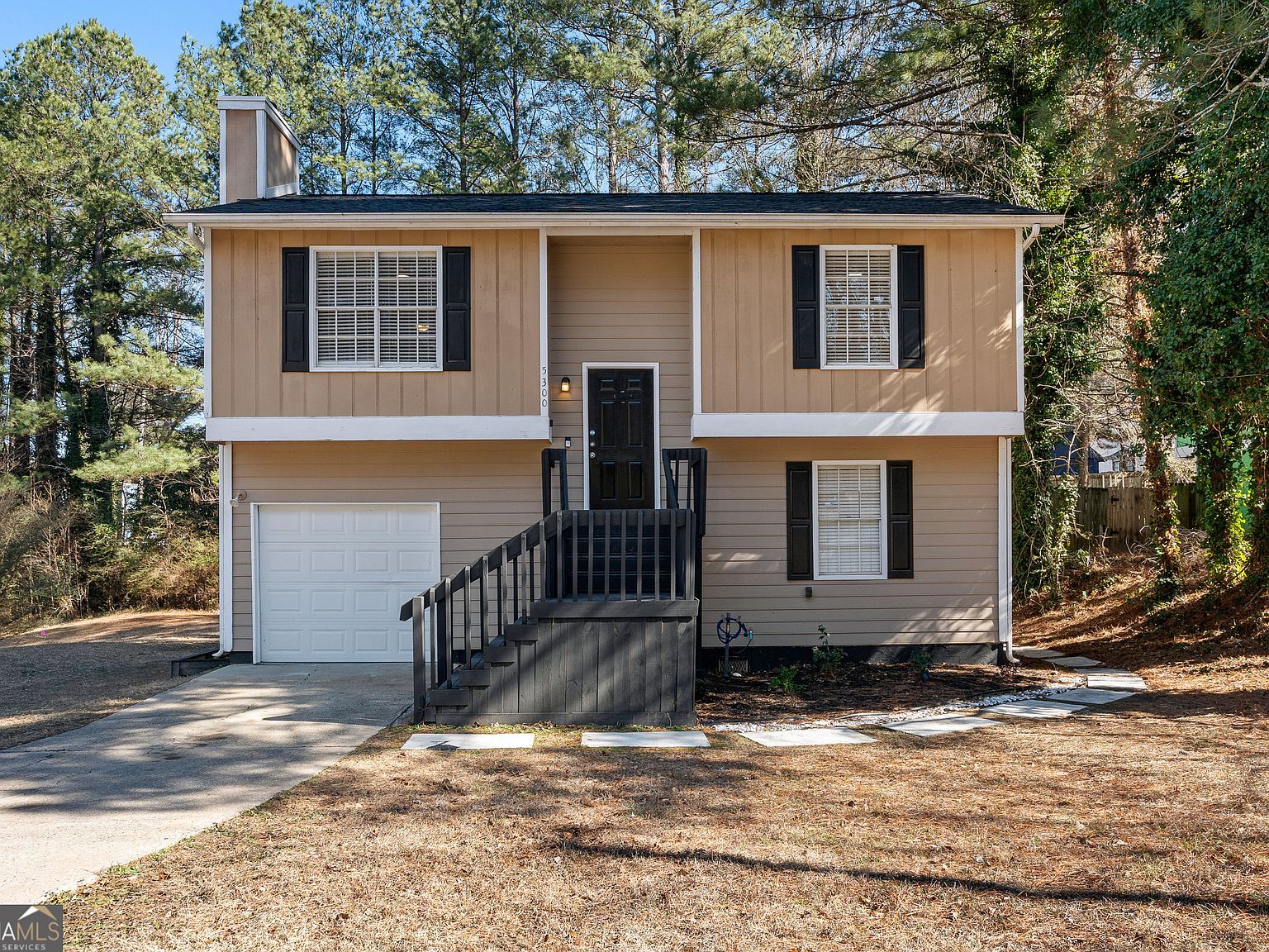 5300 Forest Downs Ln S Atlanta, GA 30349 - Thumbnail 2