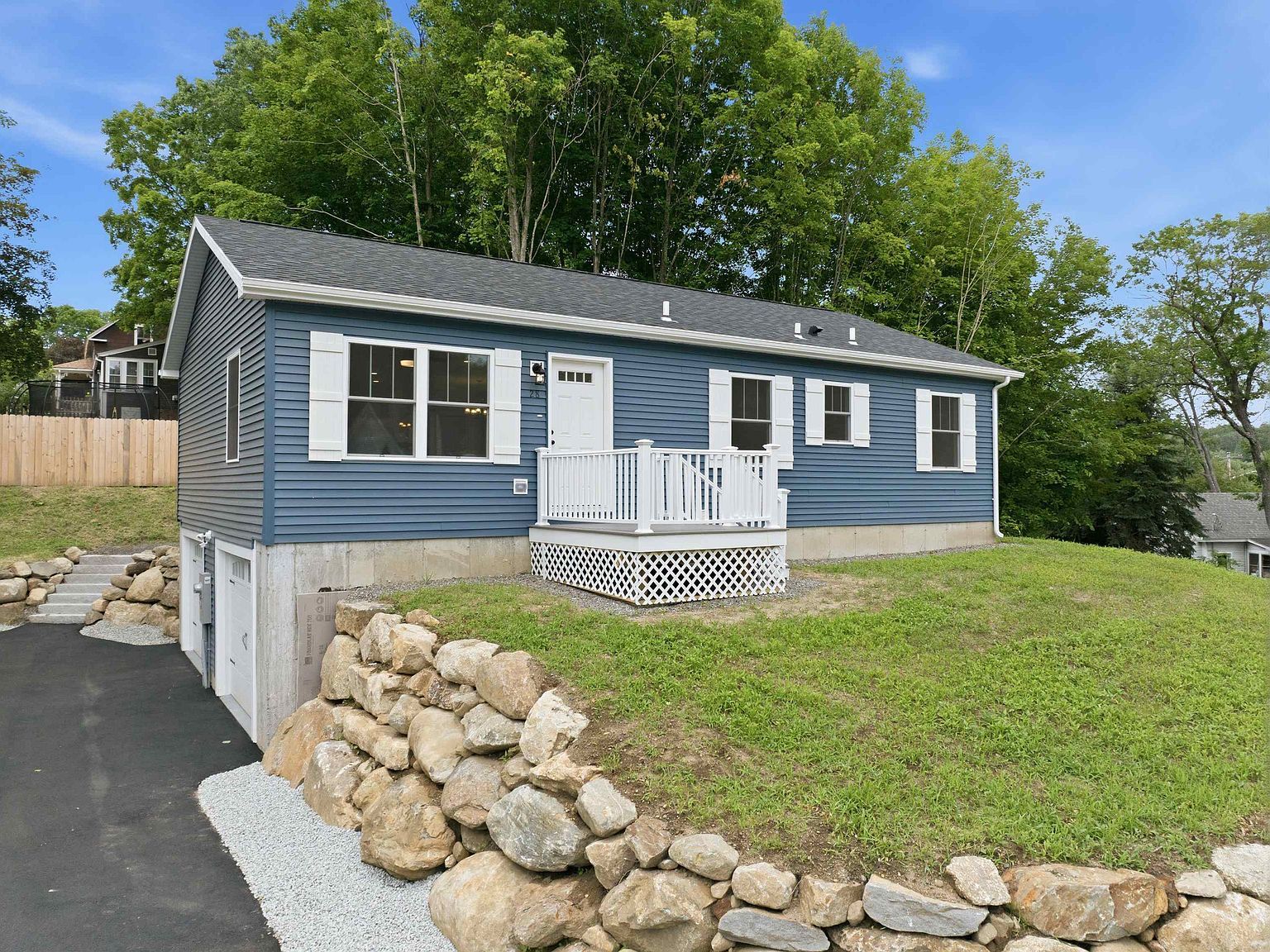 28 Cottage Pl Ashland, NH 03217, 3217