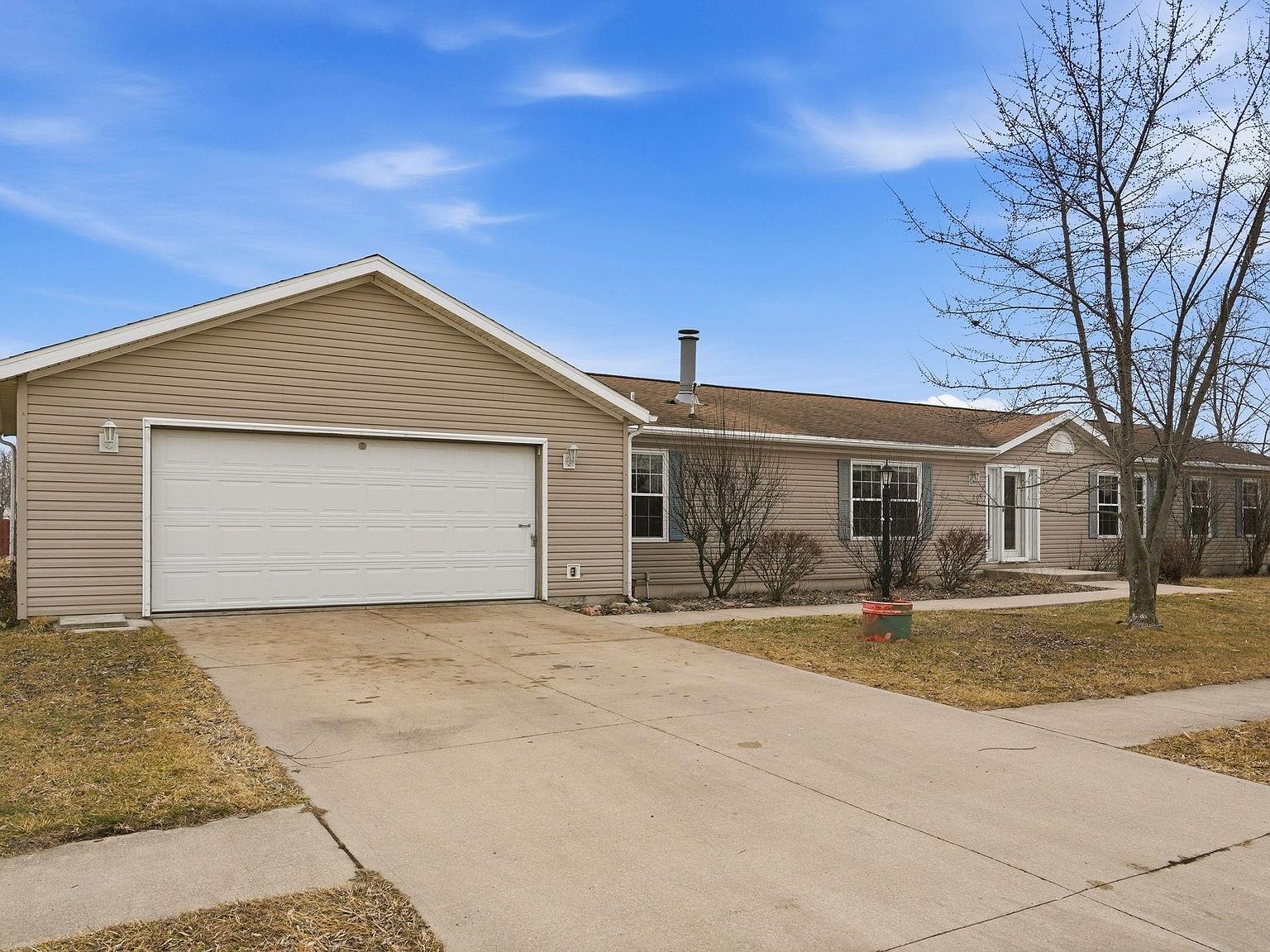 205 Forrest Park Dr Garrett, IN 46738 - Thumbnail 2