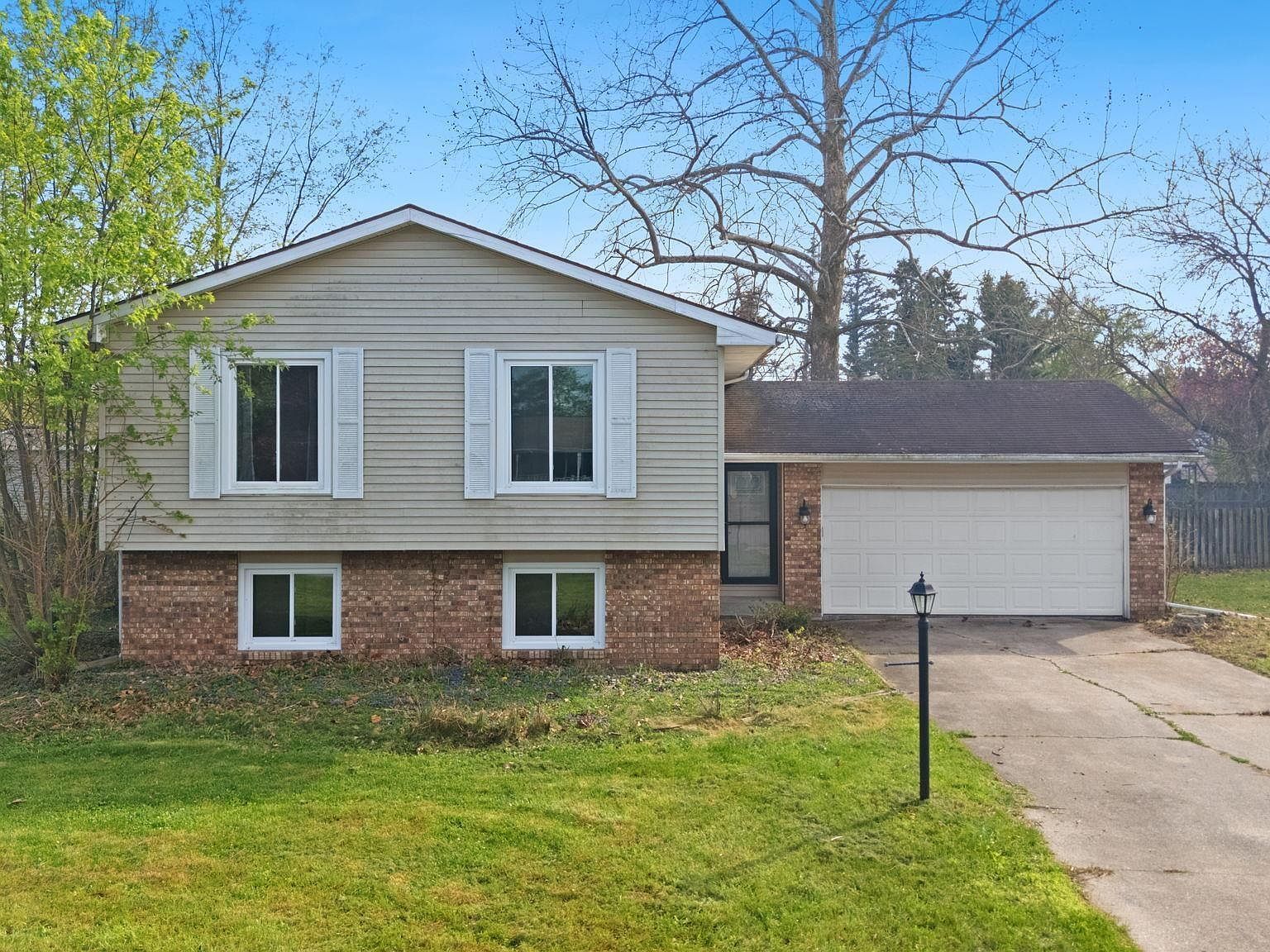 28694 Rex Ct Elkhart, IN 46514  | Single Family