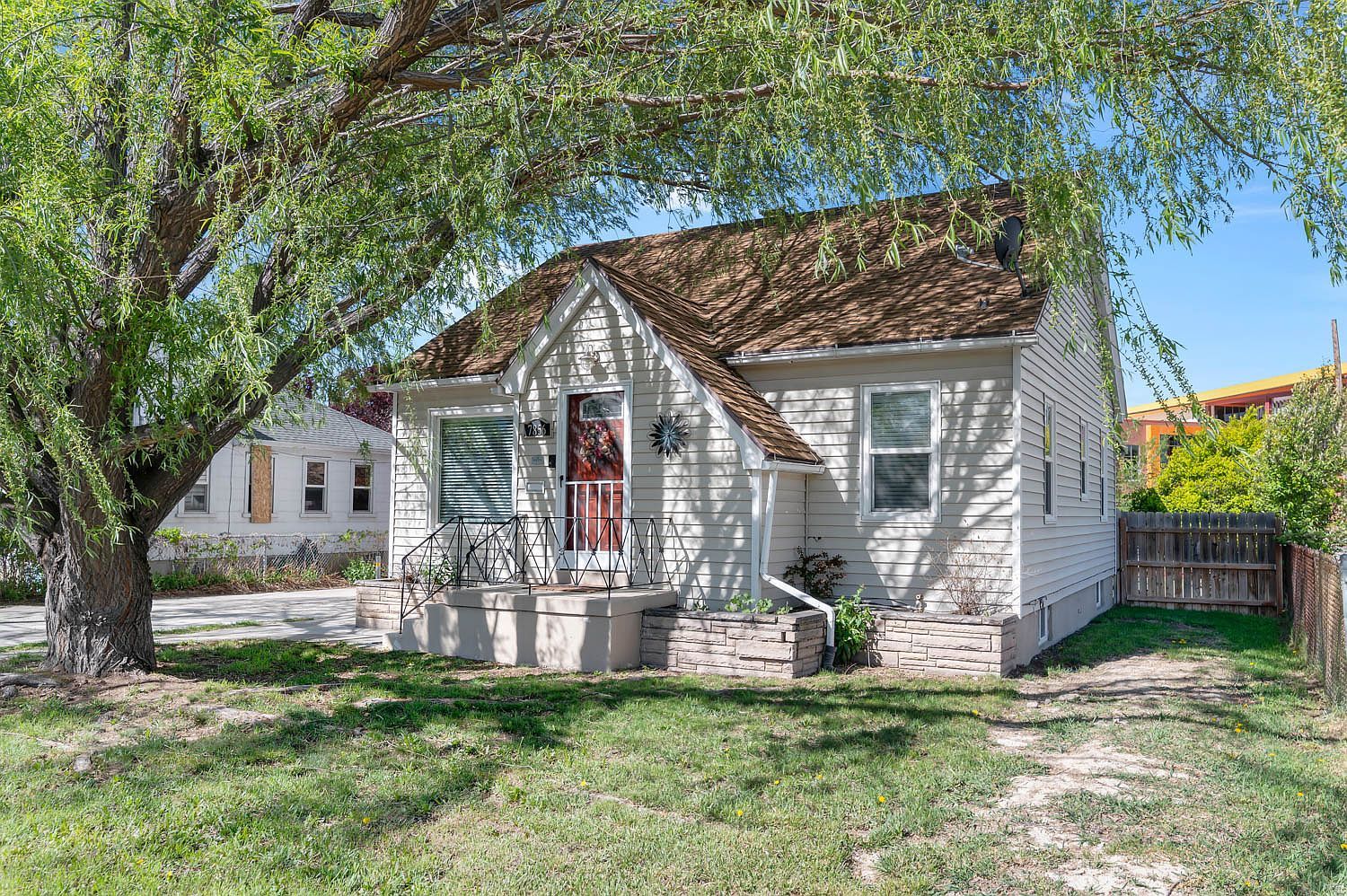 7856 S Pioneer St W Midvale, UT 84047  | Single Family