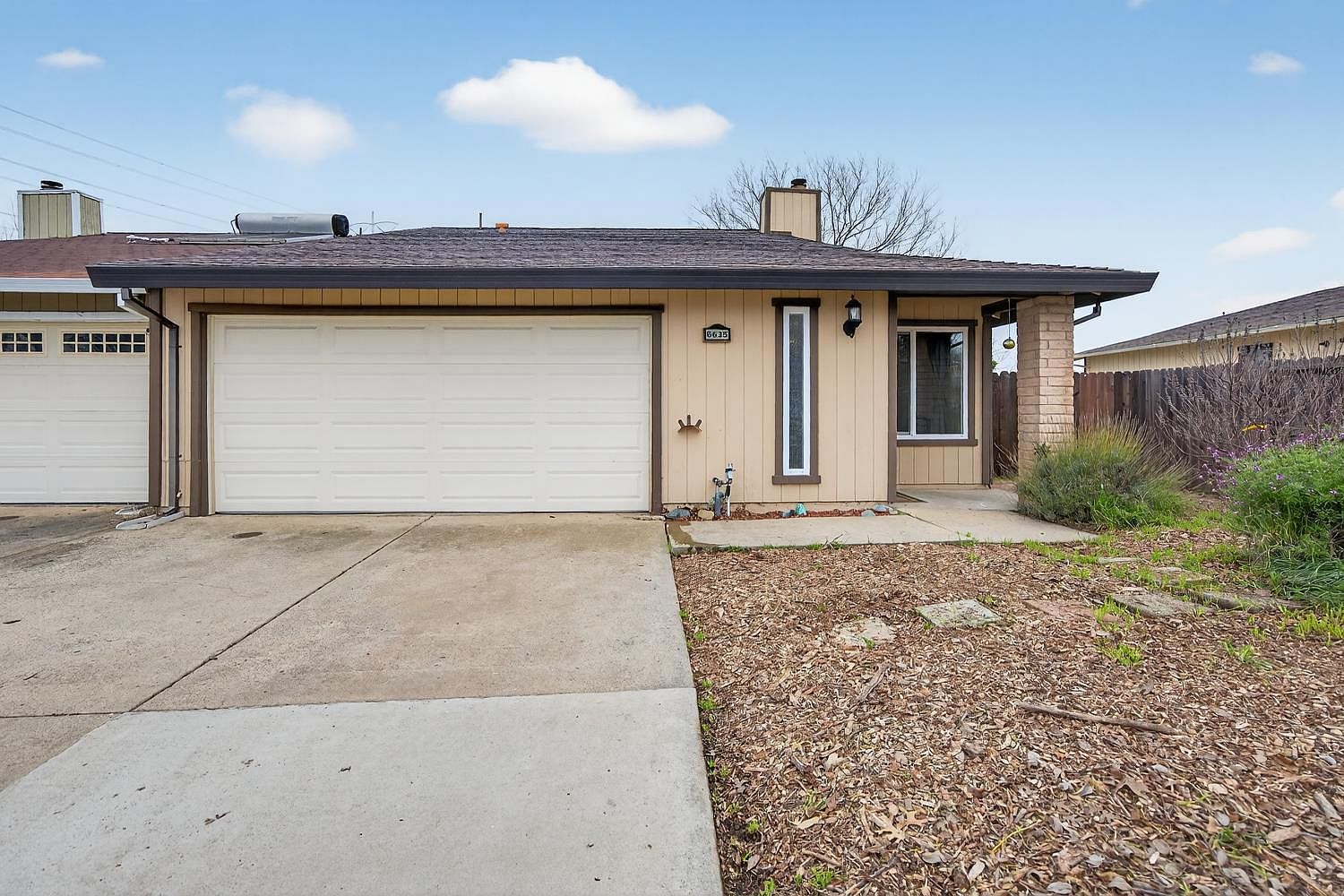 6635 Spoerriwood Ct Sacramento, CA 95828 - Thumbnail 2