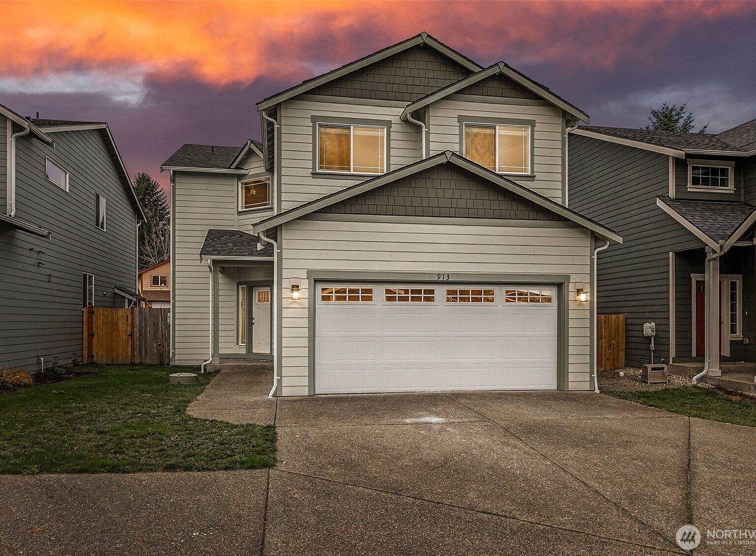 913 Burton Ray St NE Lacey, WA 98516 - Thumbnail 2