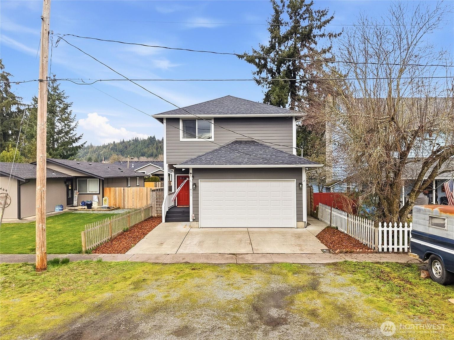411 Hardefeldt St SE Orting, WA 98360 - Thumbnail 2