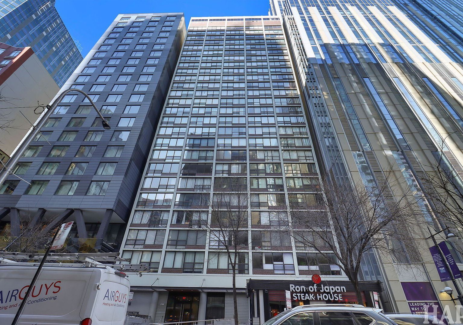 230 E Ontario St APT 905 Chicago, IL 60611 - Thumbnail 2