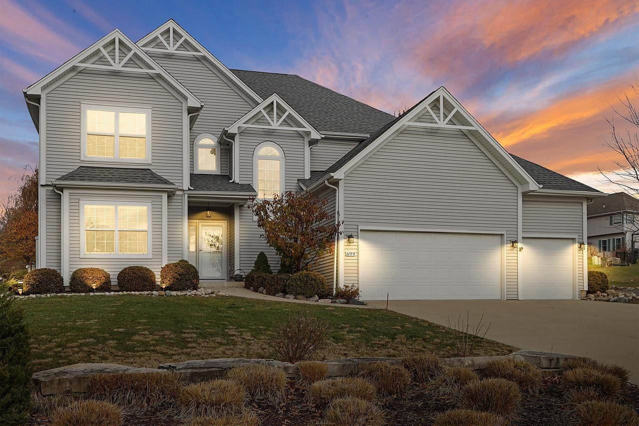 699 S Stone Ridge Dr Lake Geneva, WI 53147 - Thumbnail 2