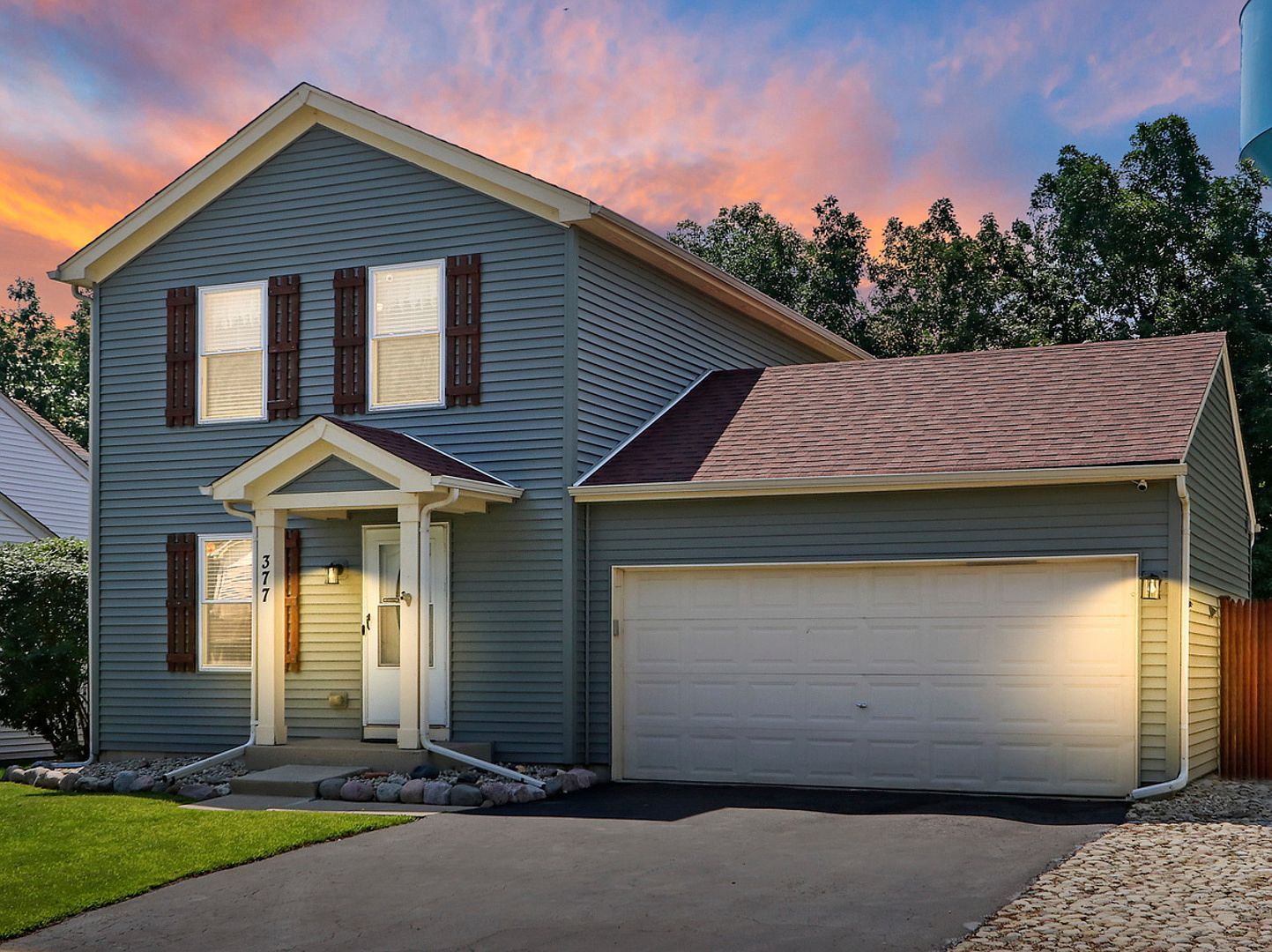 377 E Camden Ln Round Lake Beach, IL 60073 - Thumbnail 2