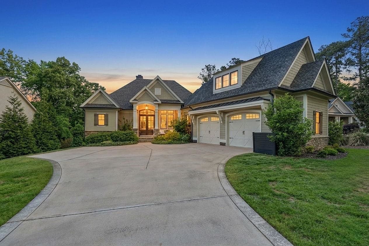 1011 Lake Pointe S Greensboro, GA 30642  | Single Family