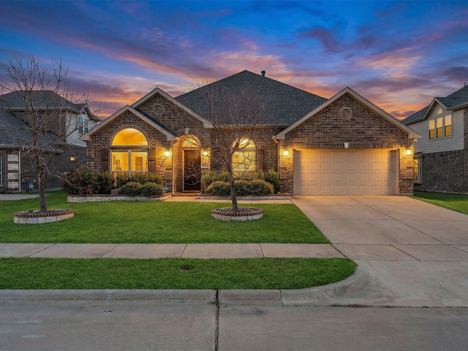 900 Netherfield Pkwy Mansfield, TX 76063 - Thumbnail 2