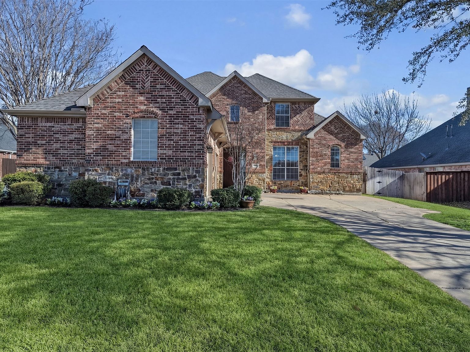 1606 Mallard Cir Mansfield, TX 76063 - Thumbnail 2