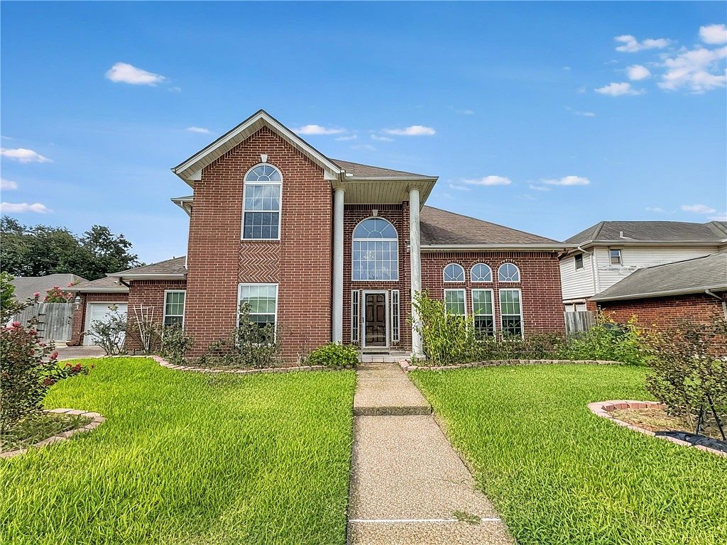 4513 Ammer Lake Dr Corpus Christi, TX 78413 - Thumbnail 2