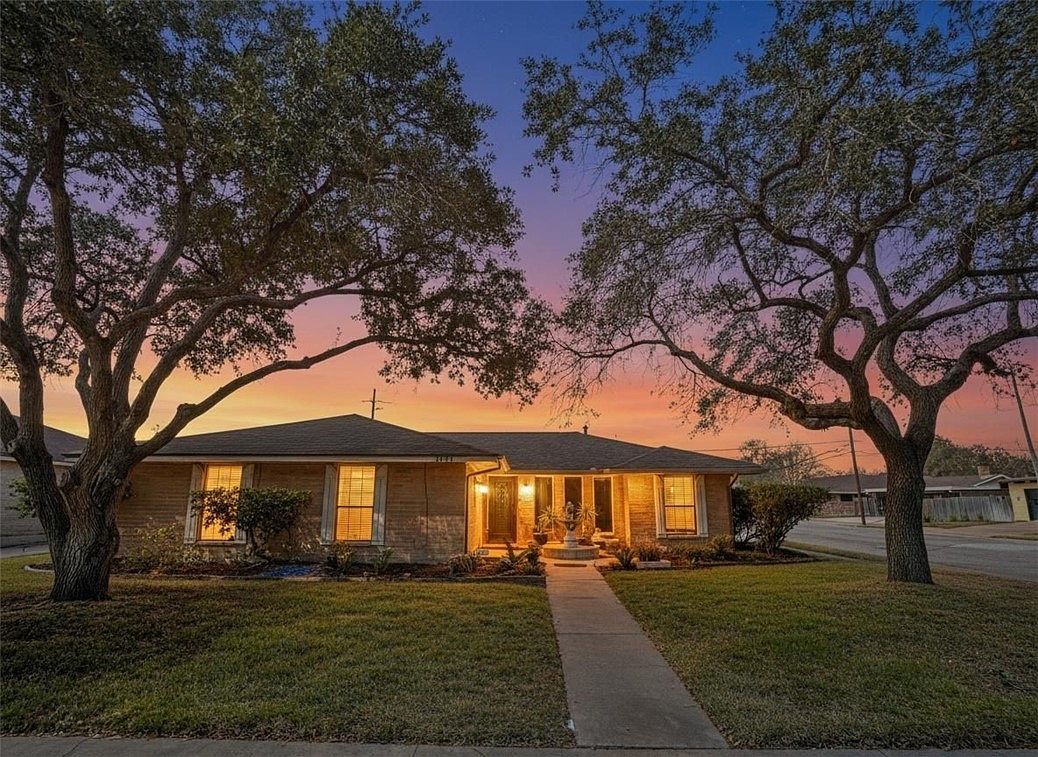 1102 Delta Dr Corpus Christi, TX 78412 - Thumbnail 2