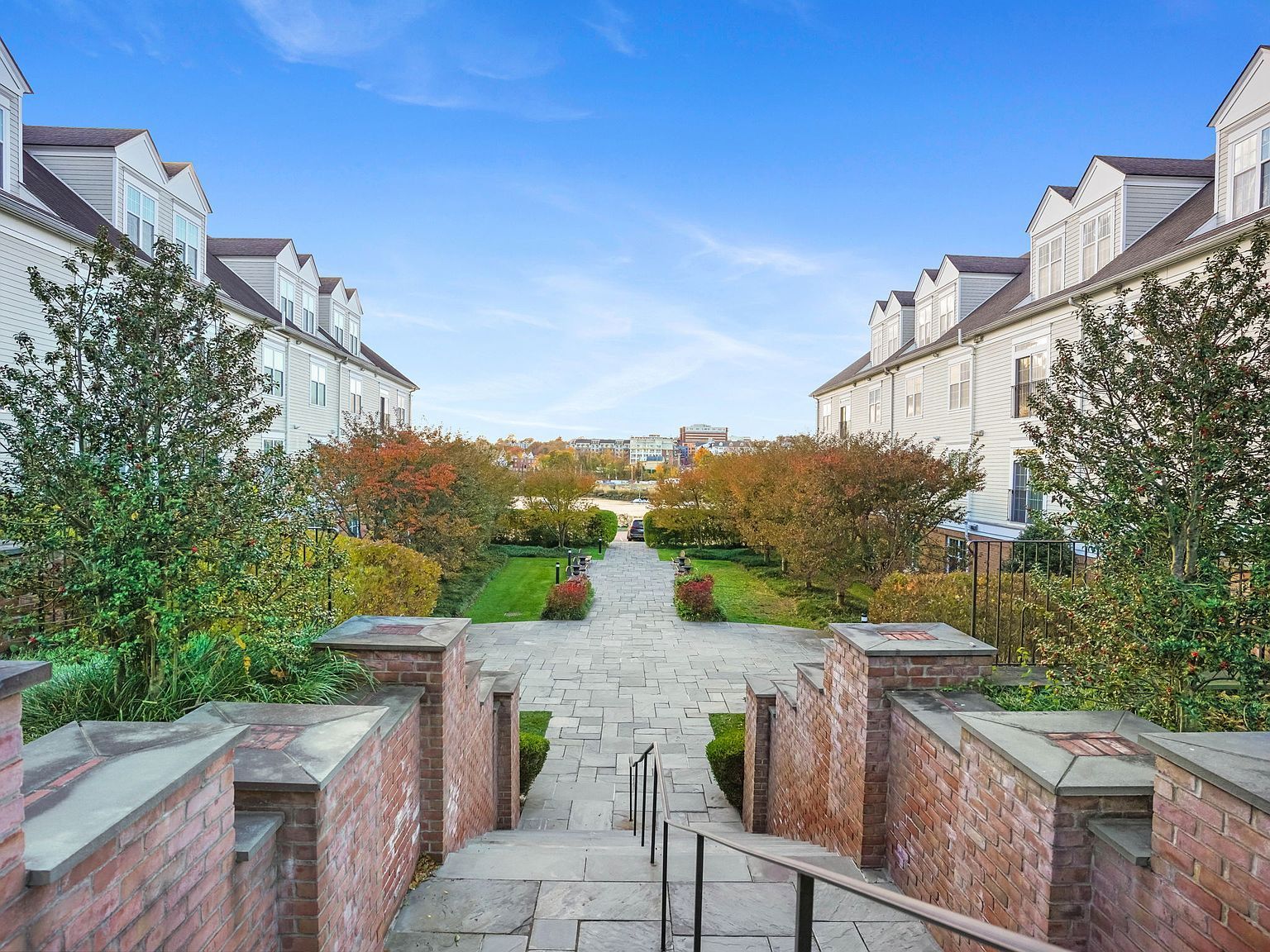 144 East Ave APT B404 Norwalk, CT 06851 - Thumbnail 2