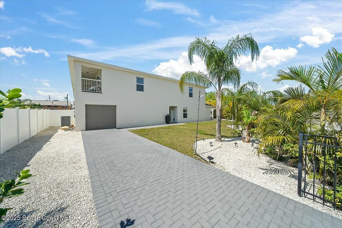 200 Circle Ave Melbourne, FL 32935 - Thumbnail 2