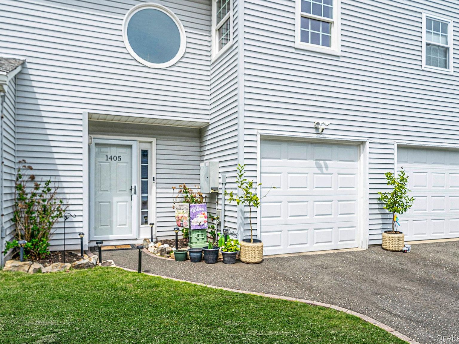 1405 Sara Cir Port Jefferson Station, NY 11776, 11776
